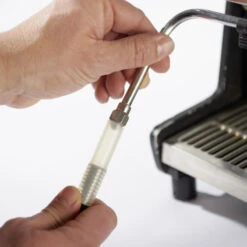 Dampfpinsel -Kaffeemaschinenserien Geschäft 101916 101916 joefrex dampfpinsel an dampflanze benutzung