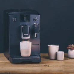 NICR 550 Caferomatica -Kaffeemaschinenserien Geschäft 105020 105020 nivona nicr 550 mattschwarz chrom mood 1