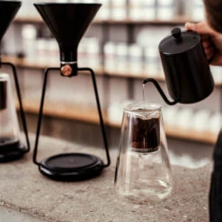 GINA BASIC Kaffeebereiter Schwarz -Kaffeemaschinenserien Geschäft 105086 105086 goat story gina basic kaffeebereiter schwarz moodbildeingiessen